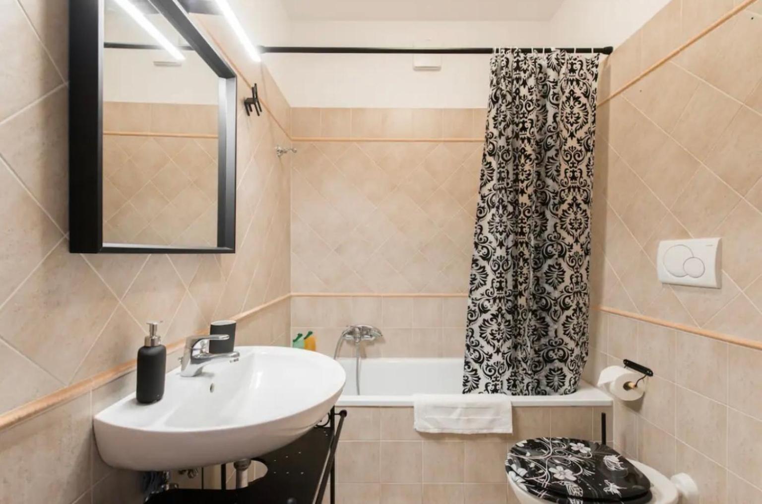 Davi - Alloggio Turistico Roma Apartment Settebagni Ngoại thất bức ảnh